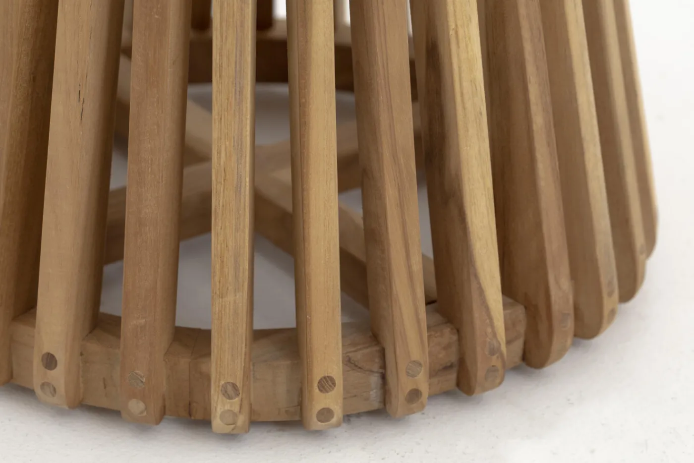 Tables|Tables<Flamant AVALYN, bout de canapé de jardin Blanccassé