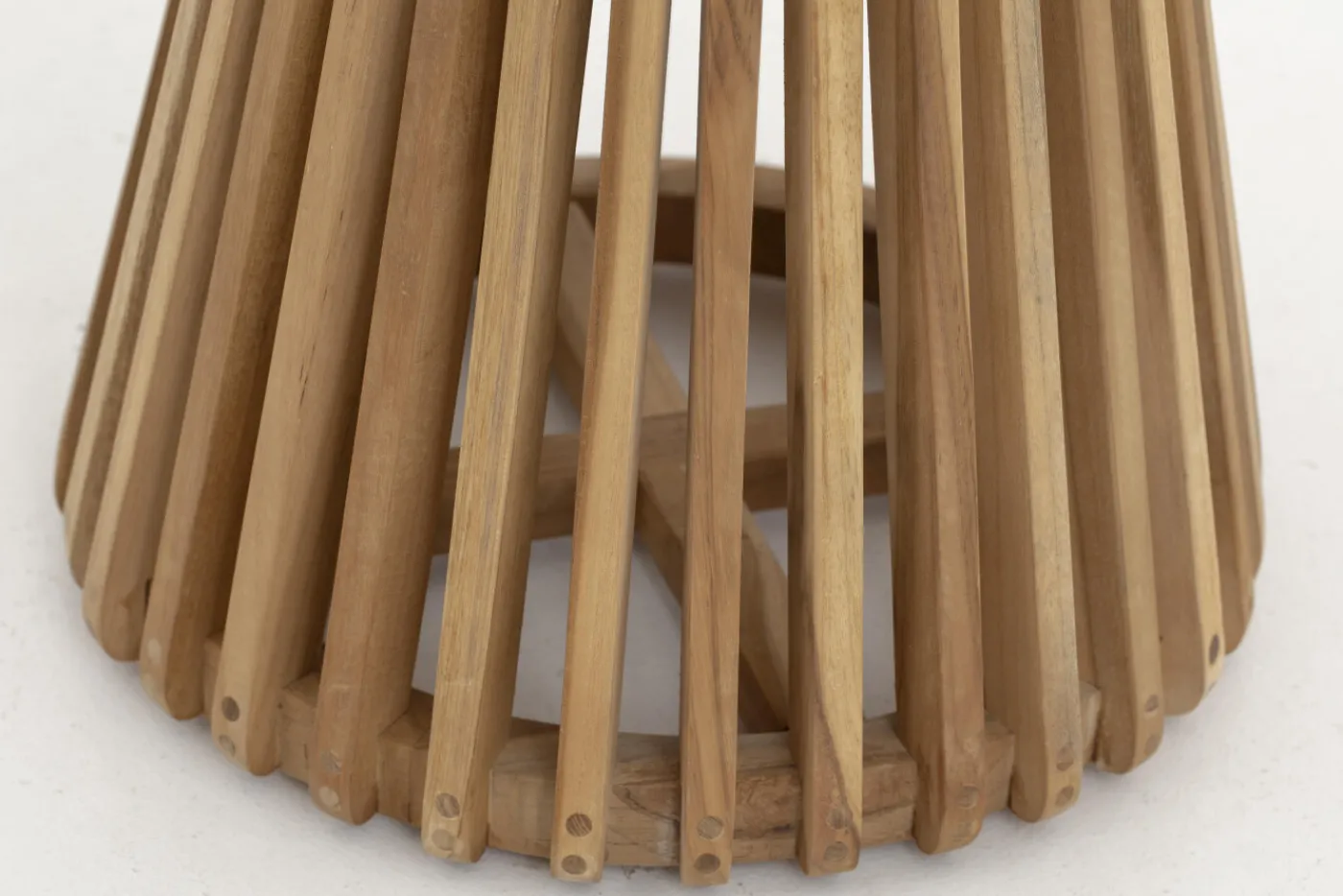 Tables|Tables<Flamant AVALYN, bout de canapé de jardin Blanccassé