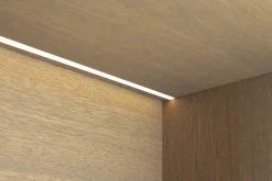 Placards|Armoires<Flamant BJORN, blibliothèque, chêne altéré, avec lumières LED dimmables
