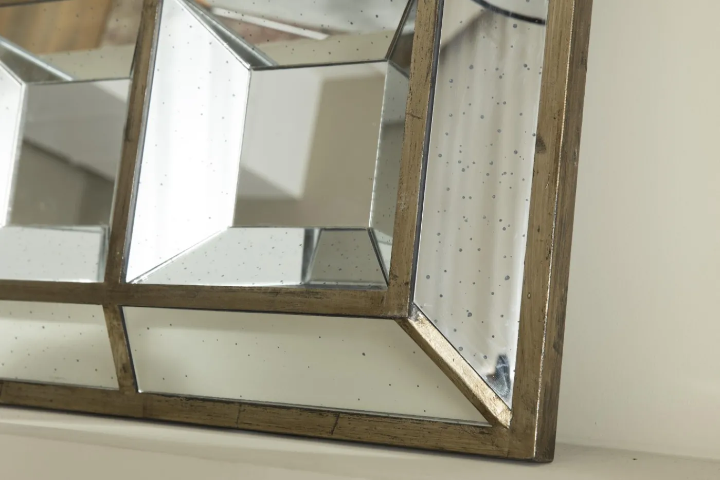Miroirs|Décoration<Flamant JAVIER, miroir, à facettes, bord doré