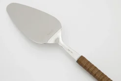 Couverts|Couverts<Flamant KORBA, serveur de gâteau Brun