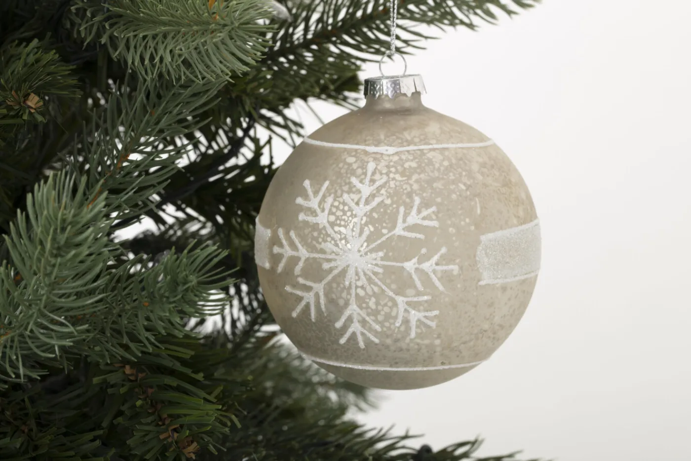 Boules De Noël|Boules De Noël<Flamant MILKO, boule de Noël, L Blanc