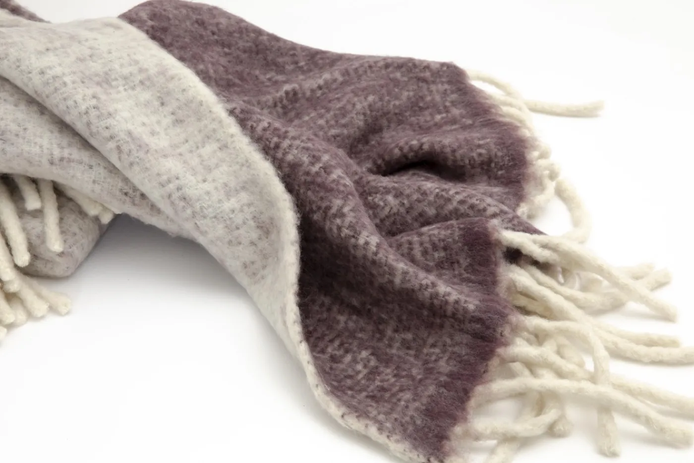 Plaids Et Couvre-Lits|Plaids Et Couvre-Lits<Flamant NEWTOWN, plaid, violet Pourpre