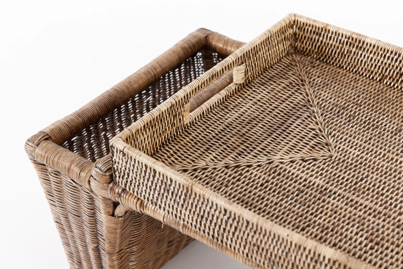 Plateaux|Accessoires<Flamant TOGO, plateau à petit déjeuner, tressé Brun