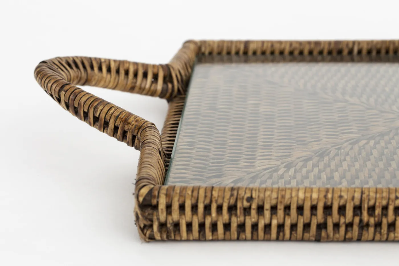 Plateaux|Accessoires<Flamant TOGO, plateau, rectangulaire, avec verre, tressé Brun